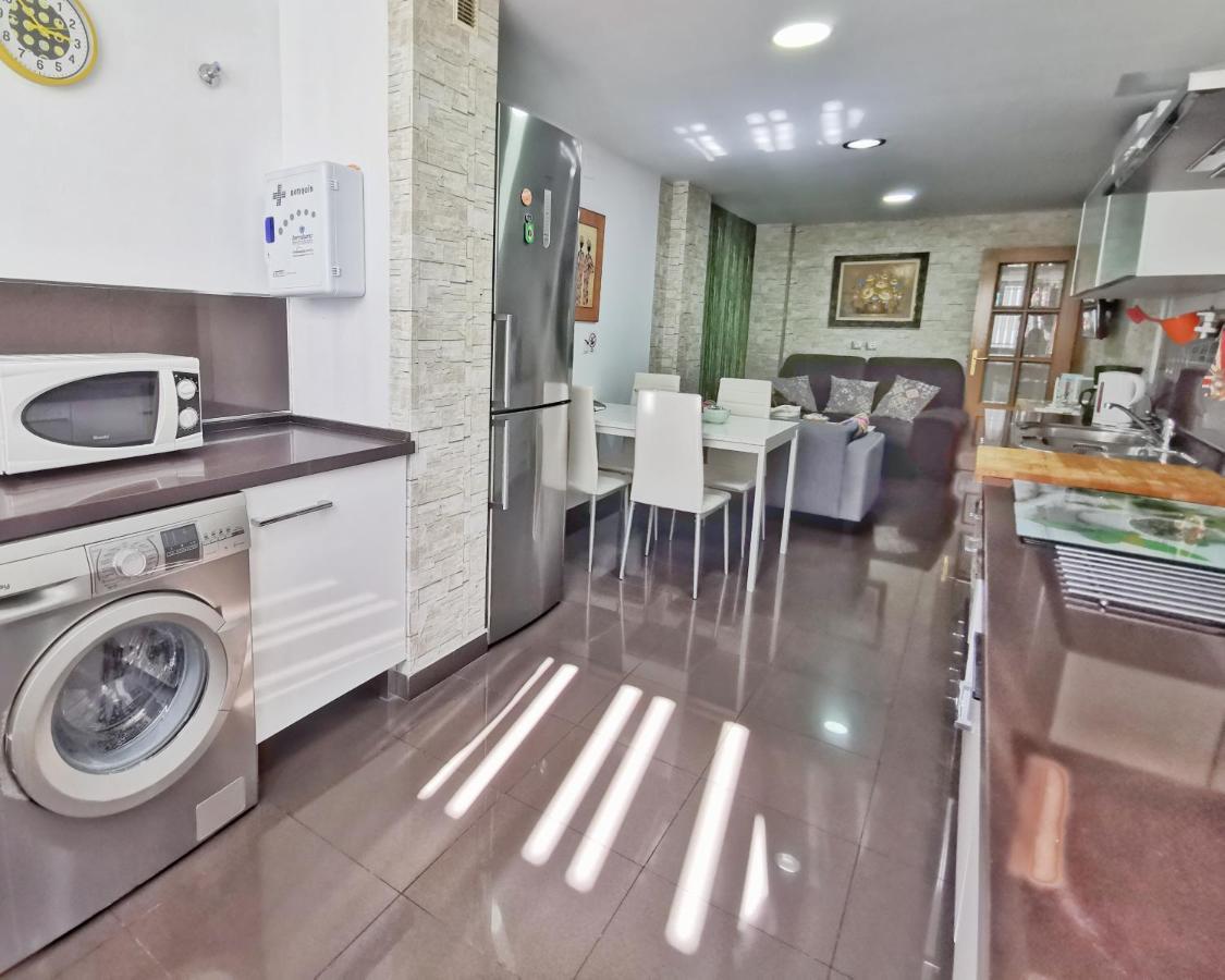 מאלגה Neptuno Apartment: Sun, Beach And Relax In Huelin מראה חיצוני תמונה