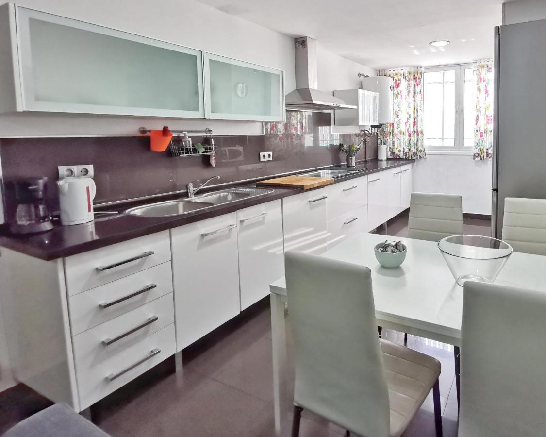 מאלגה Neptuno Apartment: Sun, Beach And Relax In Huelin מראה חיצוני תמונה
